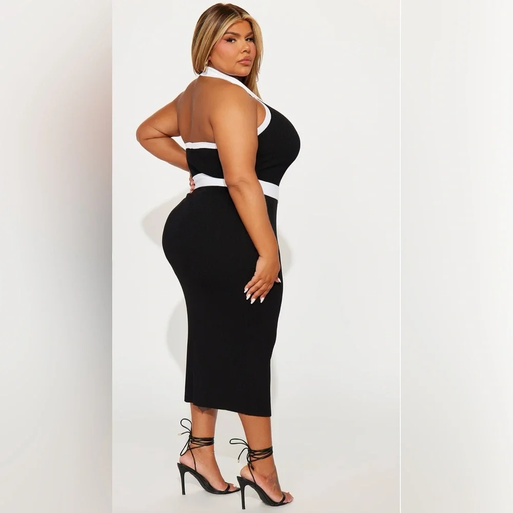 Fashion Nova Charlotte Sweater Black and White Buttoned Dress - Picture 5 of 10